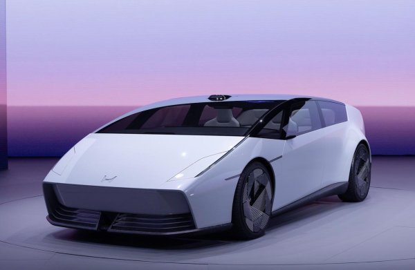 鼎冠配资 本田版“兰博基尼”，楔形车身，电子后视镜+激光雷达，续航480km